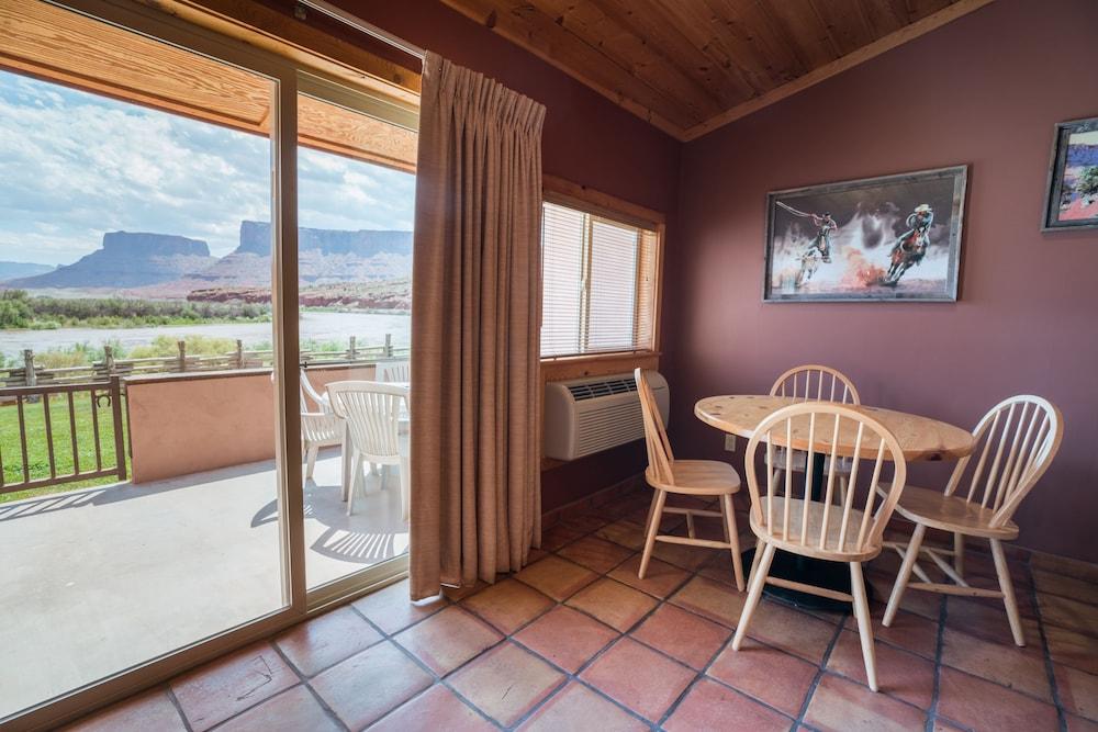 Red Cliffs Lodge Moab Exterior foto