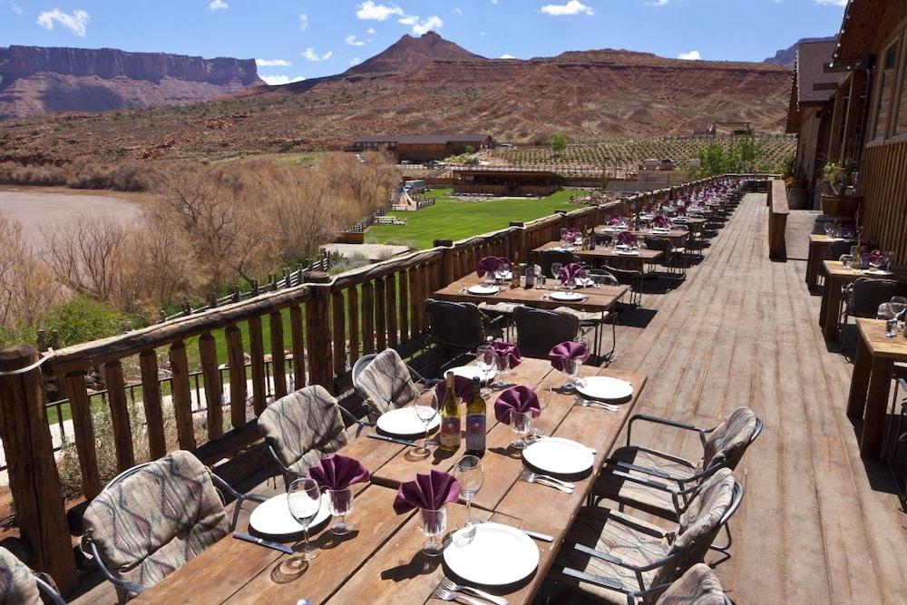 Red Cliffs Lodge Moab Exterior foto