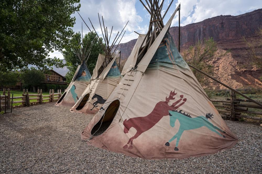 Red Cliffs Lodge Moab Exterior foto