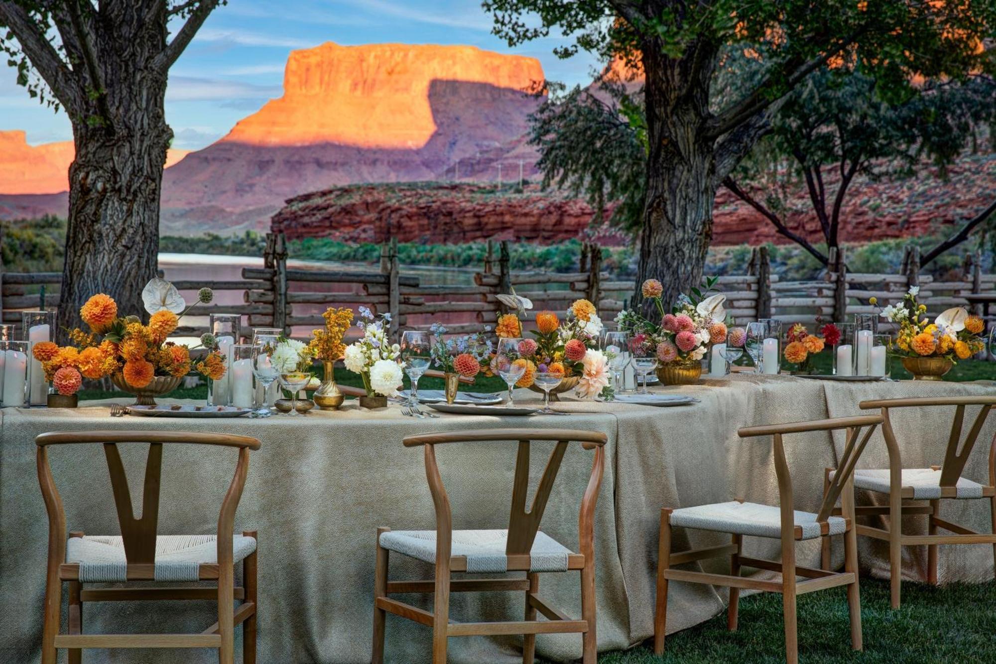 Red Cliffs Lodge Moab Exterior foto