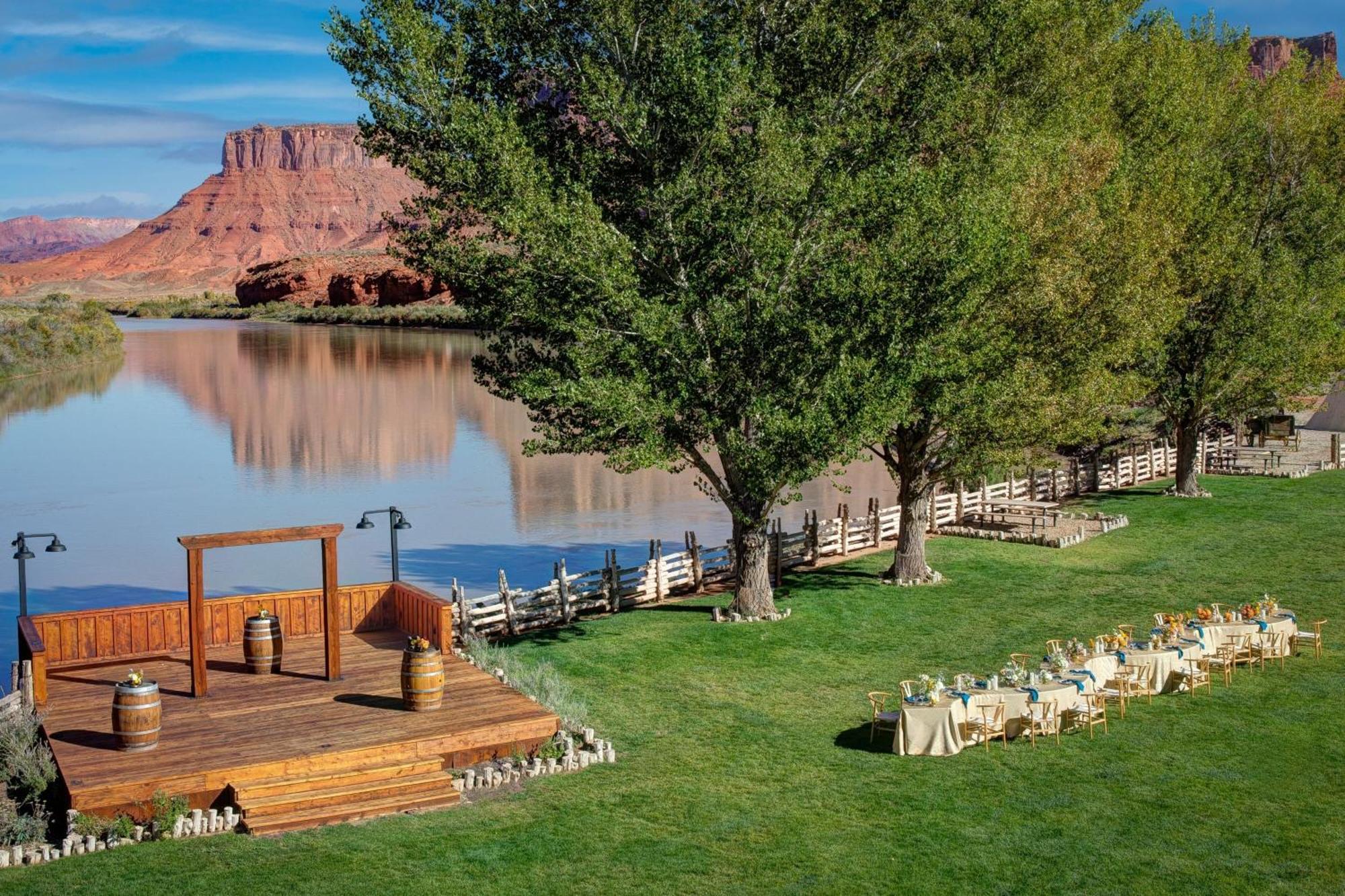 Red Cliffs Lodge Moab Exterior foto