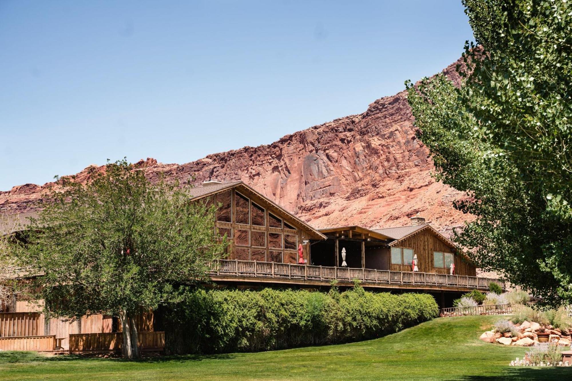 Red Cliffs Lodge Moab Exterior foto