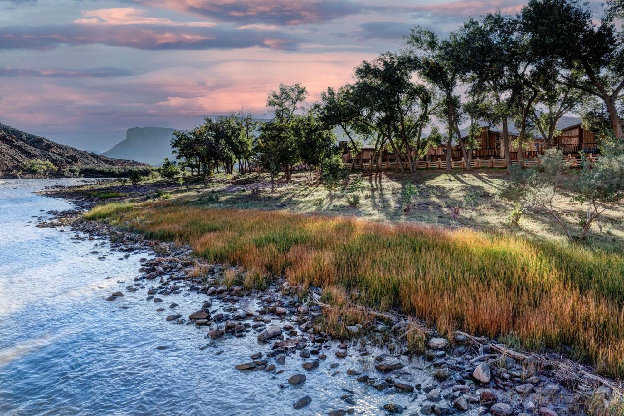 Red Cliffs Lodge Moab Exterior foto
